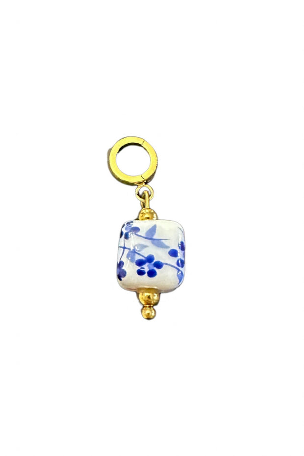 Charm - Vintage Floral Square