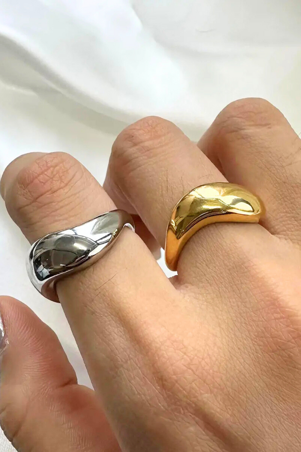 Curve Ring