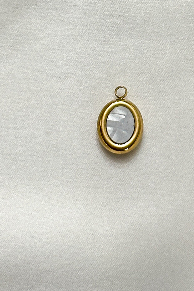 Charm - Oval Pearl