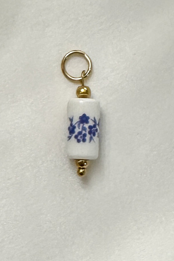 Charm - Vintage Floral Pendant
