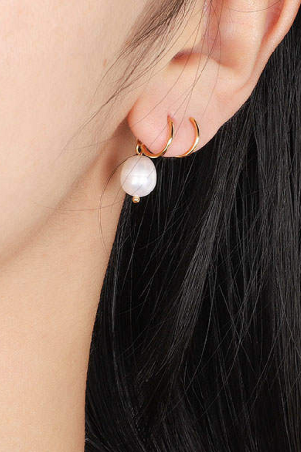 Gold Pearl - Double Twist Earrings
